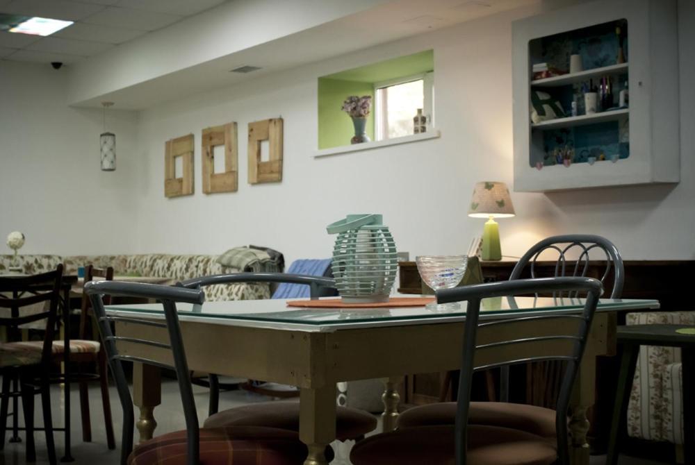 Fish Andrey Hostel Днепър Екстериор снимка