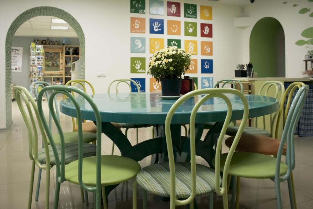 Fish Andrey Hostel Днепър Екстериор снимка